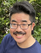 lee tonouchi headshot